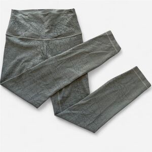 Lululemon Wunder Train High Rise 25” in Thread Dye Rover Black